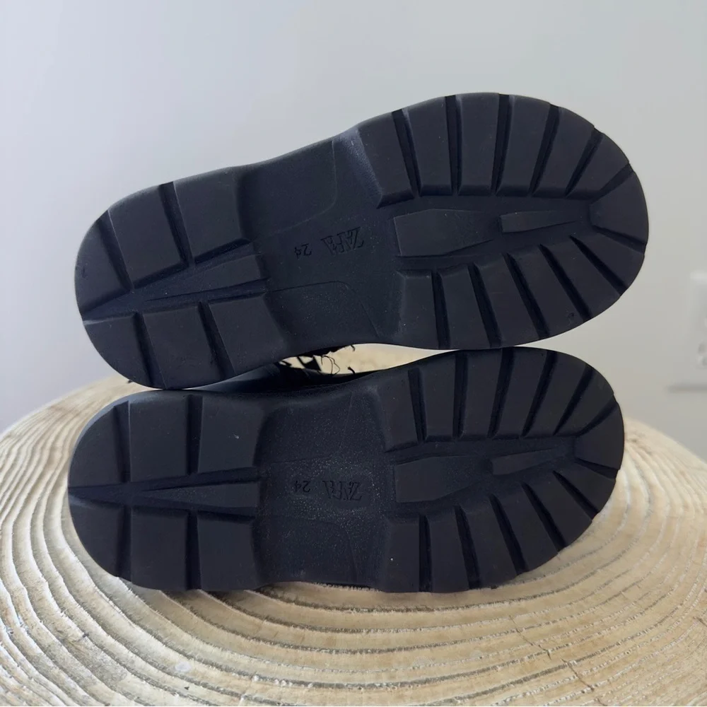 Zara Gray and Black Ankle Toddler Boots EU 24/7.5 US